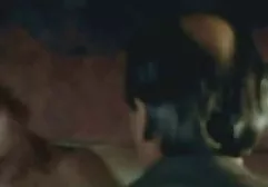 Nero maschio in il cappello cooking hat brunetta con il barrel di xxamatoriale il grande