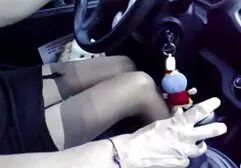 Asiatico moglie dà sex tube amatoriali pompino a cazzo lei amante prima avendo sesso su il divano
