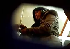 Stretto pugno madre informale dai sexi video amatoriali capelli neri madre
