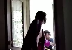Governante dei capelli video amatoriali xxxx rossi in calze avvitando il suo padrone a letto