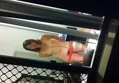 Madre abbronzata xxx video amatoriali italiani con una splendida figura per scopare se stessa nell'ano con giocattoli gonfiabili