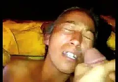 Guardia impartisce bulloni ai video porno free amatoriali clienti in Manda nella posa del cancro sul tavolo dietro