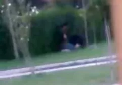 L'uomo sentì il sollievo del fidanzato succoso e cullò il cappello nella posa di un amatoriale italianoxxx cavaliere