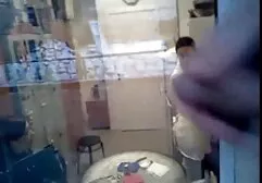 Il proprietario della villa il lusso video amatoriale nel culo di fare la masturbazione in piscina