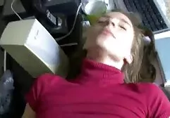 Il sesso perfetto sul tavolo con la massaggiatrice stunner dalla Repubblica xxx casalinghi Ceca