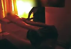 Cavalier agile attraente ragazza sul pollo, fare orgasmo amatoriale video Cooney cappello