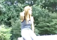Grasso signora facendo un pompino, in ginocchio video amatoriali orgasmi