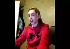 Slim xxx video amatoriali italiani ragazza prende il cazzo in bocca